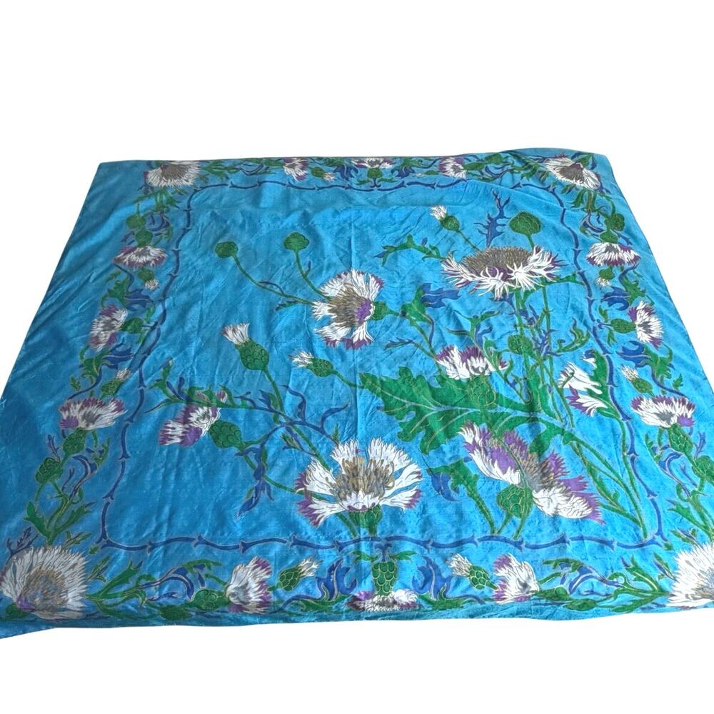 Vintage 100% Thai silk blue floral scarf made in Thailand 35.5”x34” - Picture 4 of 10